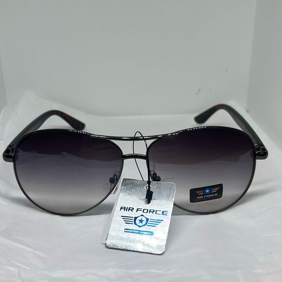 Air Force Aviator Sunglasses – UV Protection - Picture 3 of 3